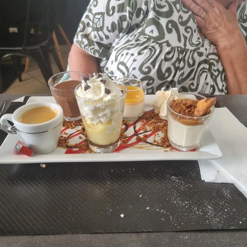 Café Gourmand